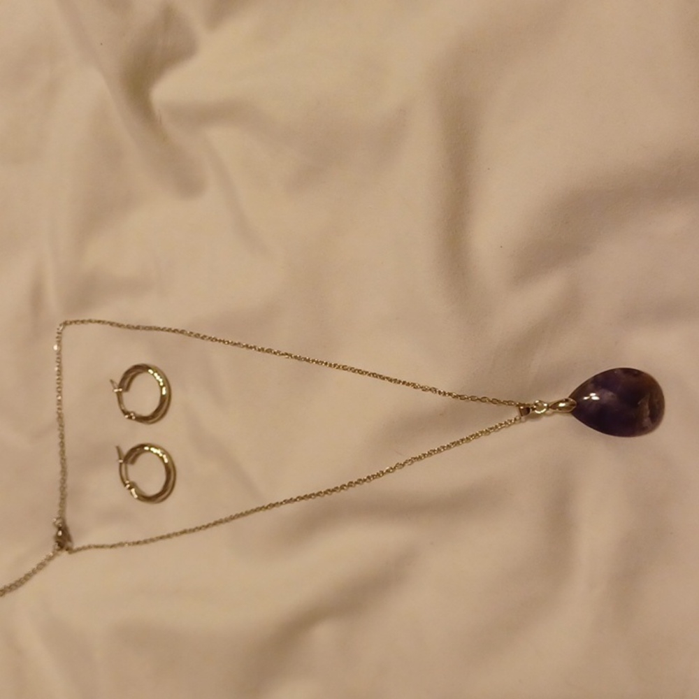 Amethyst necklace and earrings nwt
